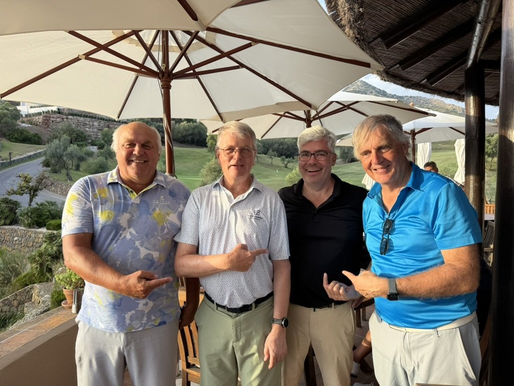 Der Vorstand der ETH-Alumni Golfgruppe mit dem neuen Mitglied Oliver Tschichold